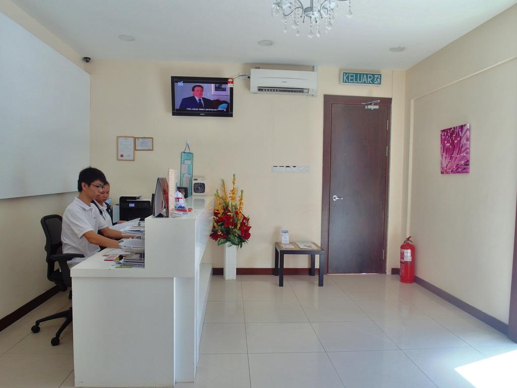Transit Hotel Labuan Exterior photo